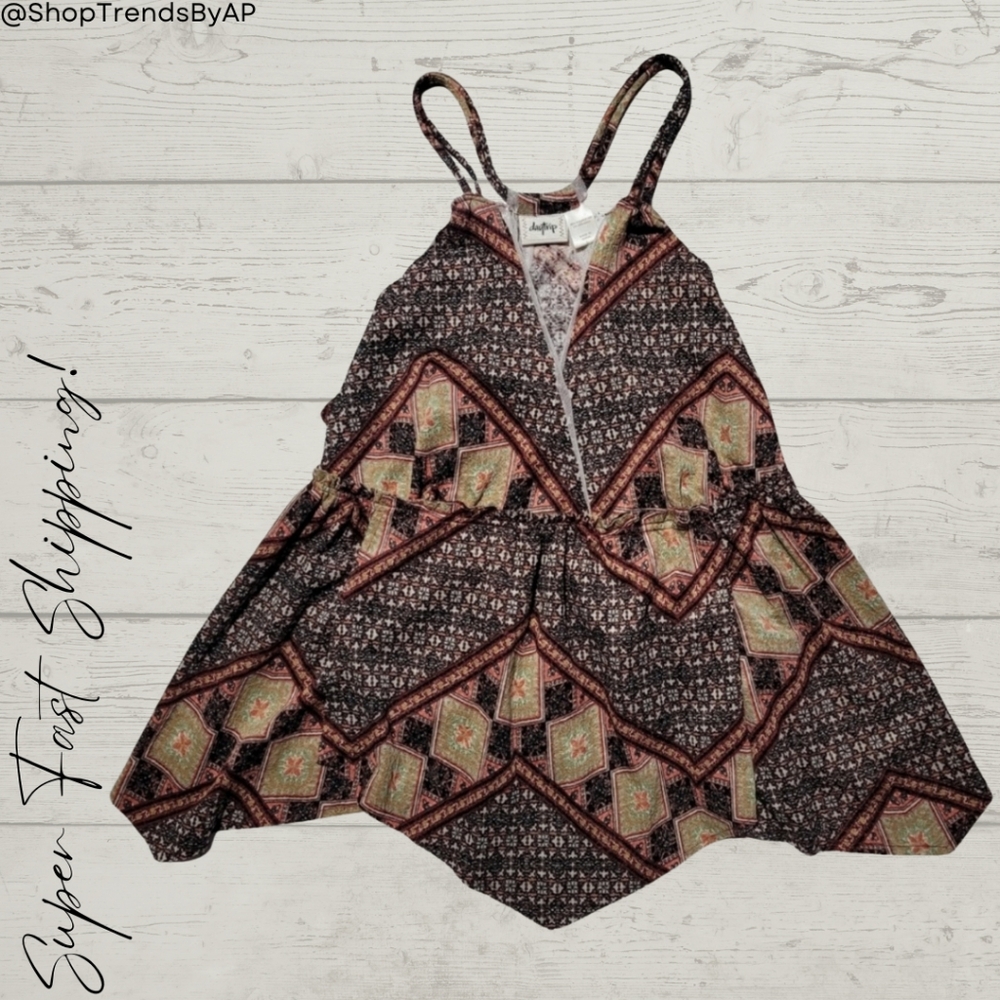 Buckle Daytrip Bandana Style Top
